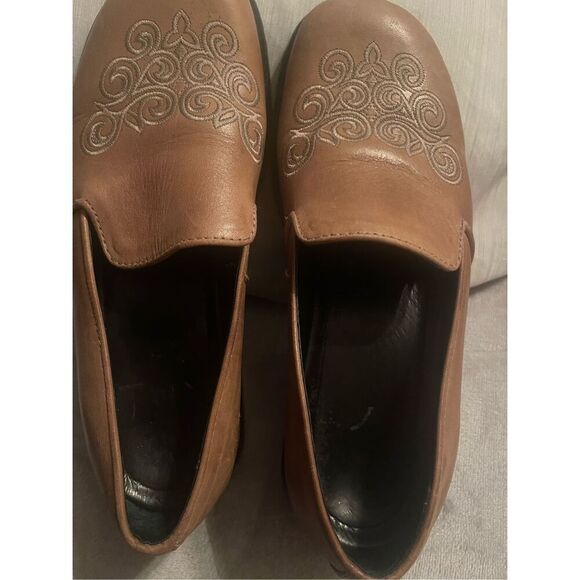 Dansko Womens Brown Embroidered Toe Slip-On Leather Clogs Size 9.5 - Picture 3 of 11